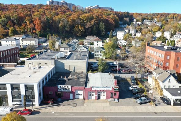 318 Shrewsbury St, Worcester, MA 01604